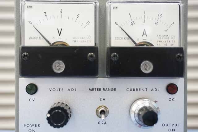 【中古品（保証あり）】昭和電子工業　直流安定化電源　CVC7-2　(管理番号：UKK-01300) CVC7-2