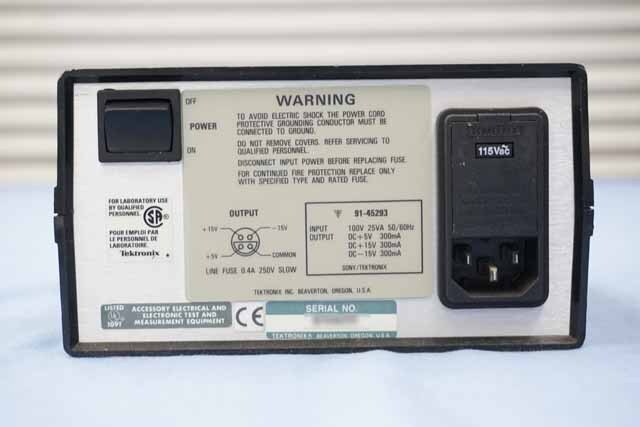 【中古品（保証あり）】テクトロニクス　プローブ用電源　1101A　(管理番号：UKK-05682) 1101A