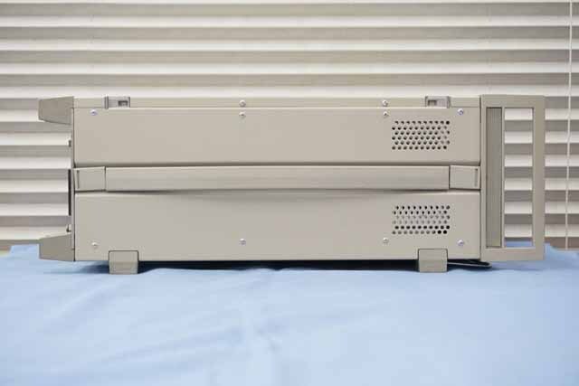 【中古品（保証あり）】アンリツ　標準信号発生器　MG3633A　(管理番号：UKK-07312) MG3633A