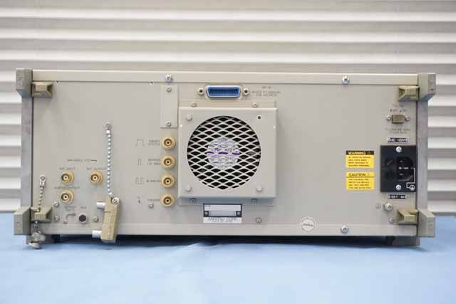 【中古品（保証あり）】アンリツ　標準信号発生器　MG3633A　(管理番号：UKK-07312) MG3633A