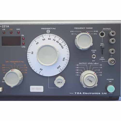 【中古品（保証あり）】東亜電波工業　自動低周波特性測定器　DPA-221A　(管理番号：UKK-09241) DPA-221A