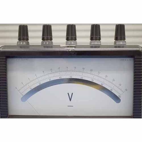 【中古品（保証あり）】横河計測　直流電圧計　2011-39　(管理番号：UKK-09488) 2011-39