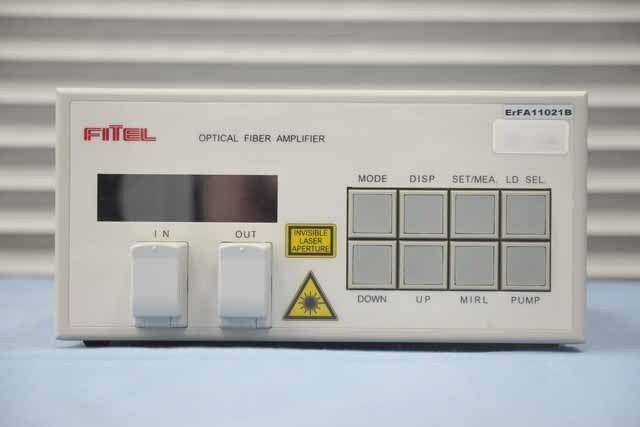 【中古品（保証あり）】古河電工　光ファイバアンプ　ErFA11021B　(管理番号：UKK-10096) ErFA11021B