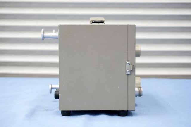 【中古品（保証あり）】アンリツ　信号発生器　MG724C1　（管理番号：UKK-10944） MG724C1