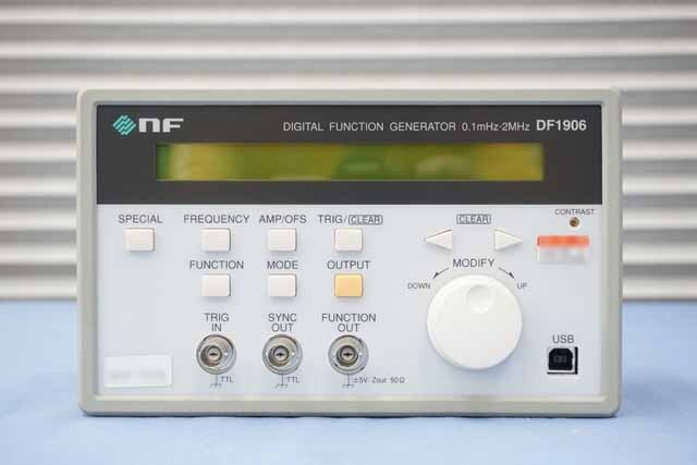 【中古品（保証あり）】エヌエフ回路設計ブロック　ファンクションジェネレータ　DF1906　(管理番号:UKK-11406) DF1906