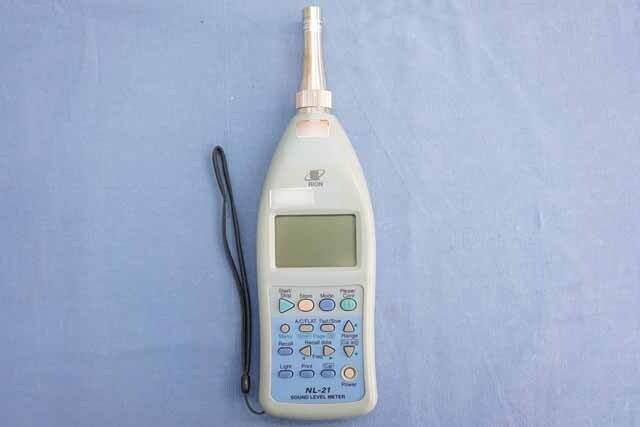 【中古品（保証あり）】リオン　普通騒音計　NL-21　(管理番号：UKK-11420) NL-21