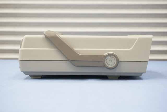 【中古品（保証あり）】インステック　周波数カウンタ　GFC-8131H　(管理番号：UKK-12153) GFC-8131H