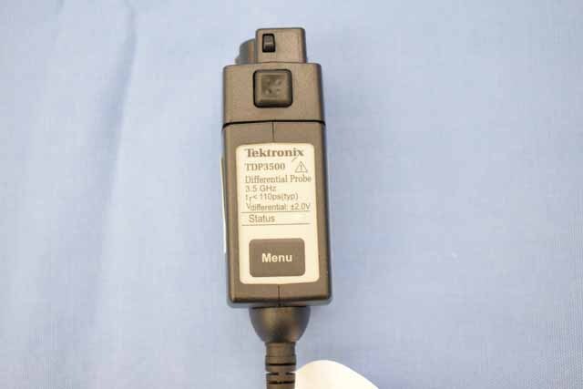 【中古品（保証あり）】テクトロニクス　差動プローブ　TDP3500　(管理番号：UKK-12261) TDP3500