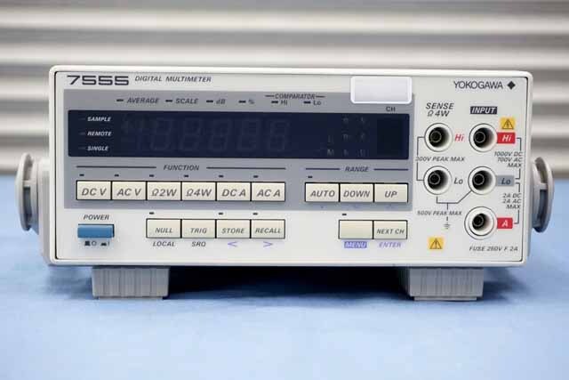【中古品（保証あり）】横河電機　デジタルマルチメータ　7555-01　(管理番号：UKK-12271) Jan-55