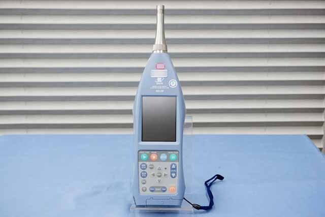 【中古品（保証あり）】リオン　精密騒音計　NA-28　(管理番号：UKK-12287) NA-28