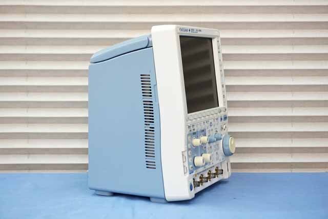 【中古品（保証あり）】横河計測　デジタルオシロスコープ　DLM2024 (710110)　(管理番号：UKK-12323) DLM2024(710110)