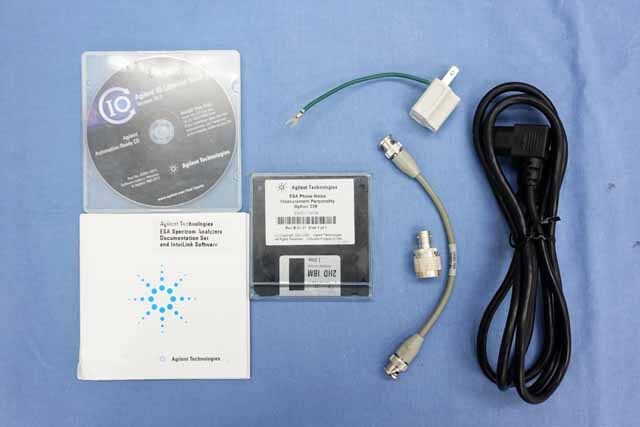 【中古品（保証あり）】アジレント　スペクトラムアナライザ　E4407B　(管理番号：UKK-12326) E4407B