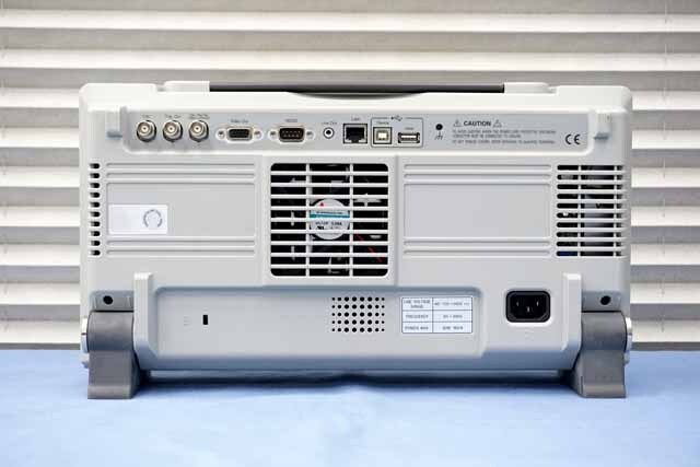 【中古品（保証あり）】エヌエフ回路設計ブロック　デジタルストレージオシロスコープ　GDS3732　(管理番号：UKK-12387) GDS3732