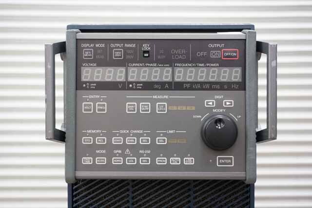 【中古品（保証あり）】エヌエフ回路設計ブロック　プログラマブル交流電源　ES2000S(単相マスタ)　(管理番号：UKK-12389) ES2000S
