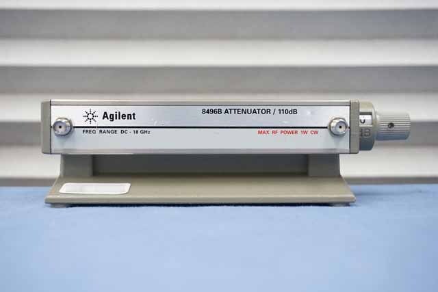 【中古品（保証あり）】アジレント　ステップ・アッテネータ　8496B-002　(UKK-12414) 8496B-002