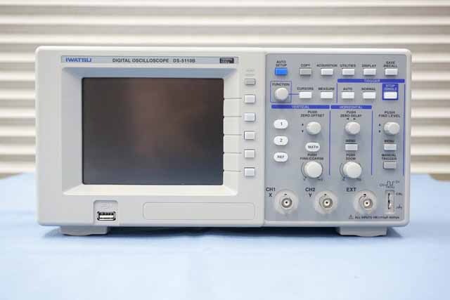 【中古品（保証あり）】岩崎通信機　デジタルオシロスコープ　DS-5110B　(管理番号：UKK-12502) DS-5110B